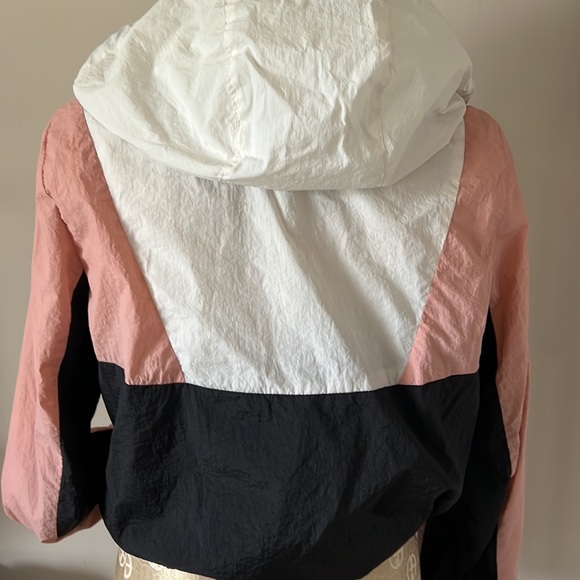 Ambiance Water Resistant Jacket in Dusty Rose, White and Black - Picture 6 of 10